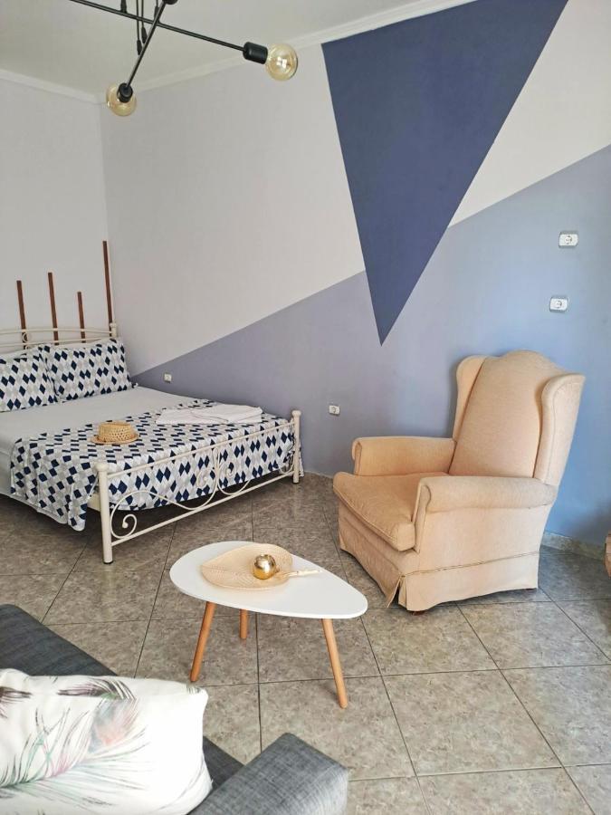 Ferienwohnung Evelina 1 Lixouri Exterior foto